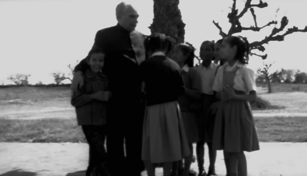 Manorama Six Feet Under (2007) Ending, Explained