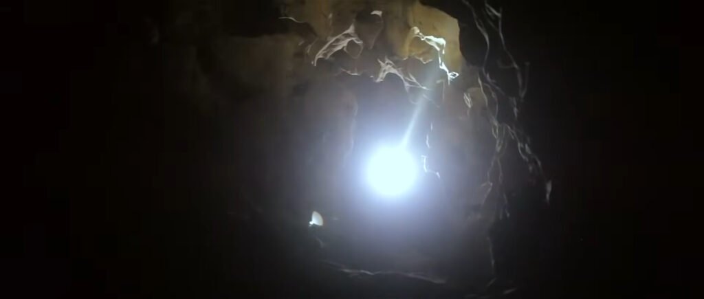 Ship of Theseus (2012)