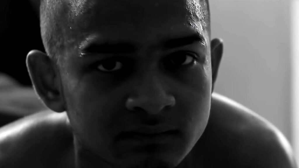 ‘Gandu’ (2010) Ending, Explained 5 Gandu 2010 movie still