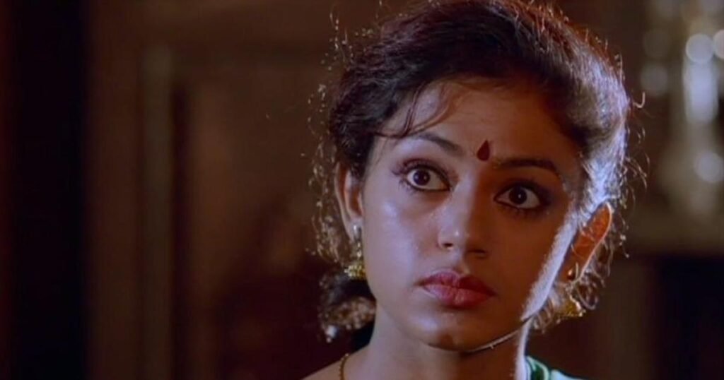 ‘Manichitrathazhu’ (1993) Review — An Indian Thriller With a Rare Legacy 9 Manichitrathazhu
