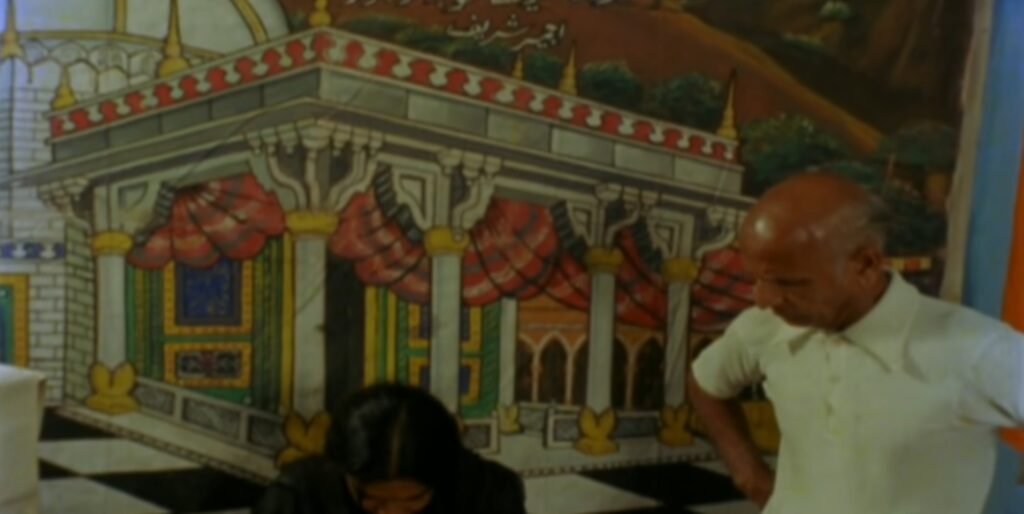 ‘Om Dar-B-Dar’ (1980) Ending, Explained 12 Om Dar-B-Dar