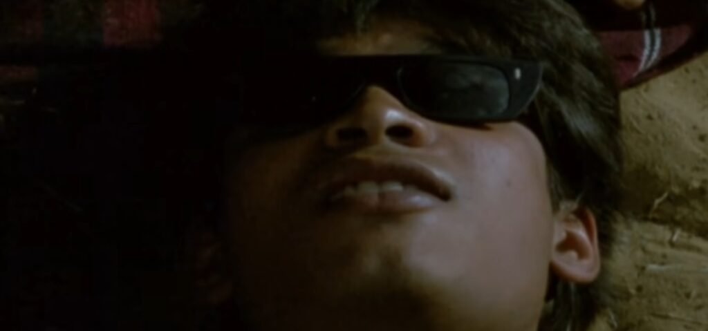 ‘Om Dar-B-Dar’ (1980) Ending, Explained 8 Om Dar-B-Dar